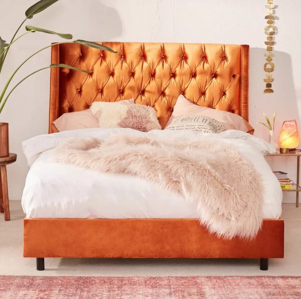 Кровать 2023 яркая оранжевая