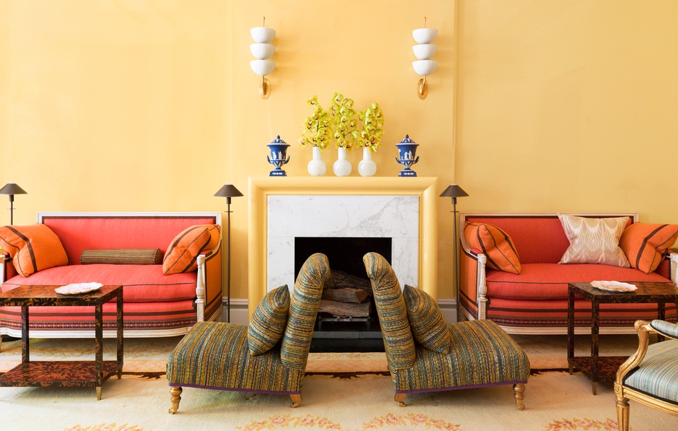 Сочетание цветов в гостиной желтый и оранжевый